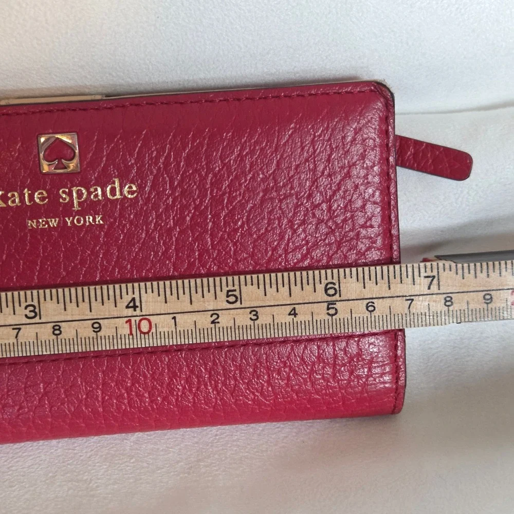 Kate Spade New York Bifold Wallet Red Pebbled Leather Slim Card Case ID Window